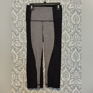 Lululemon women’s leggings size 4 inseams 17”